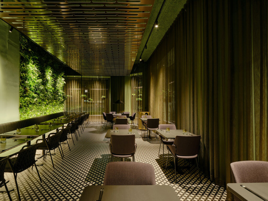 Das vietnamesische Restaurant Vina in Graz wurde vom Grazer Architekturbüro Innocad entworfen.