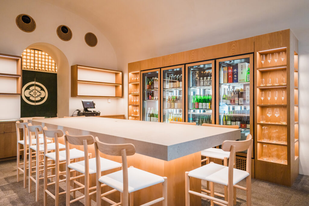 SHIKI Boutique & Sakethek